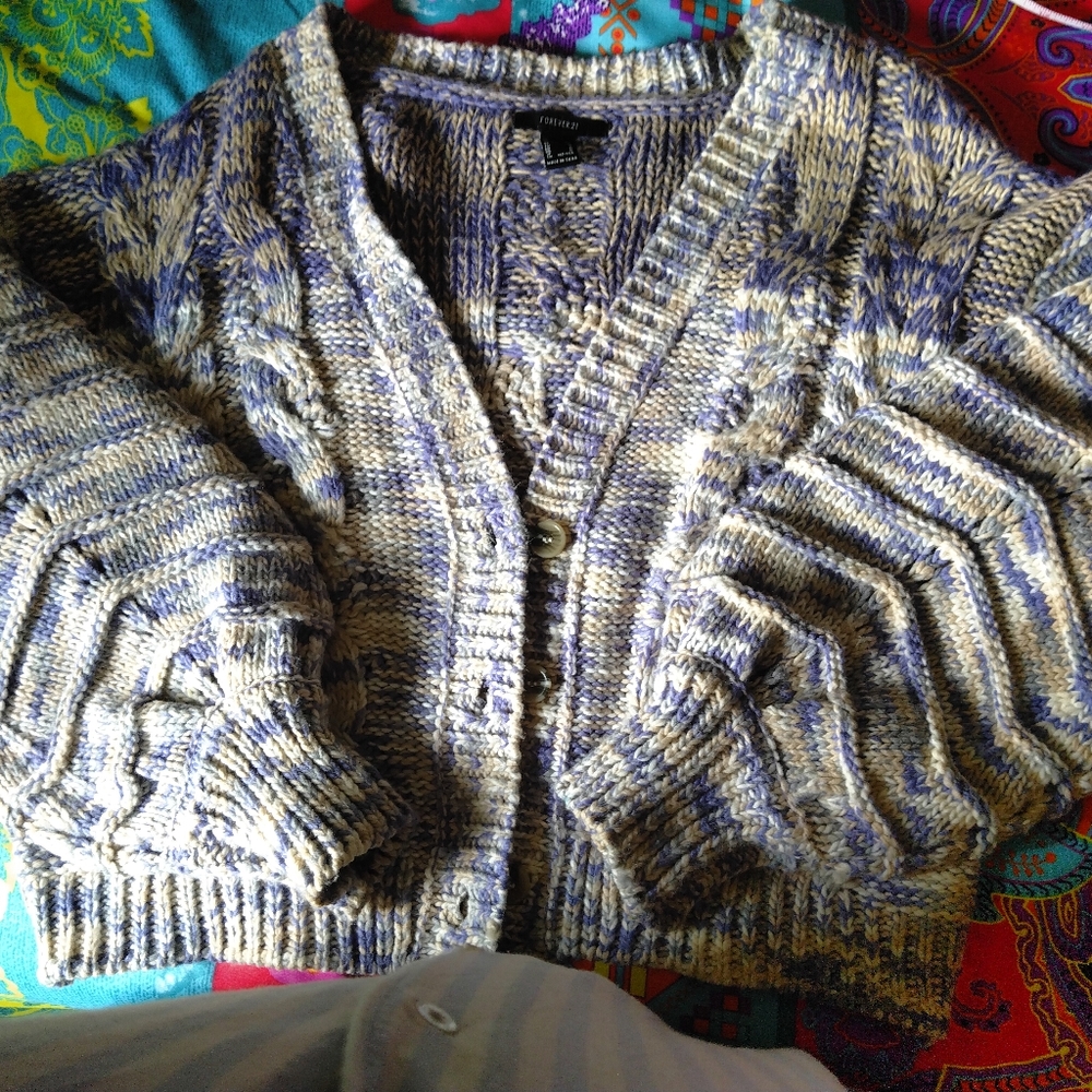 Forever 21 knit sweater size Medium